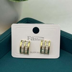 Glimmering Stud Earring ER1004